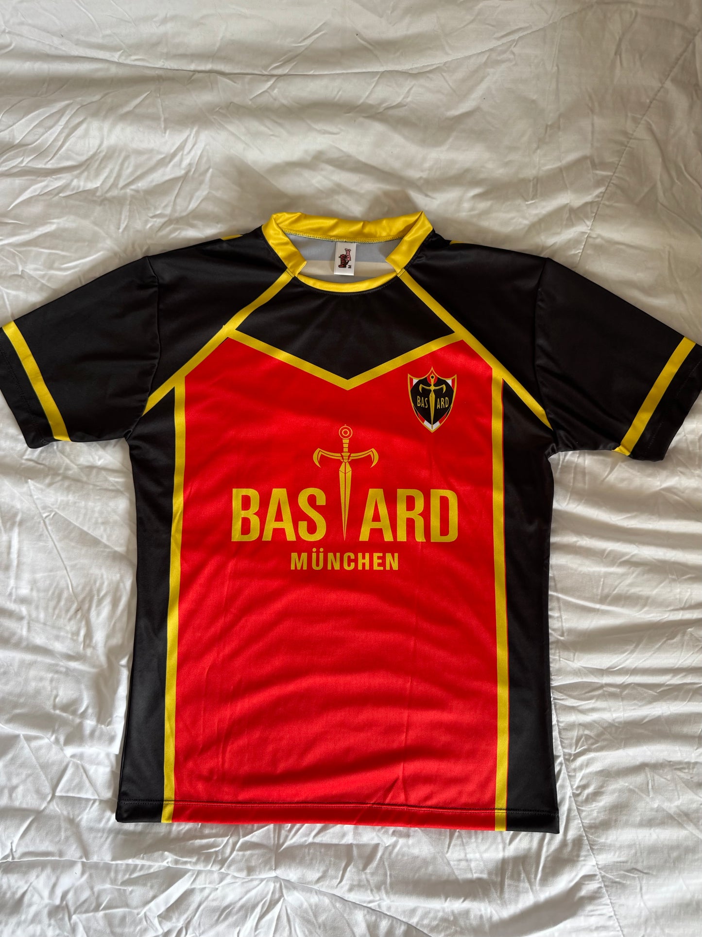 CAMISETA ISAGI BASTARD