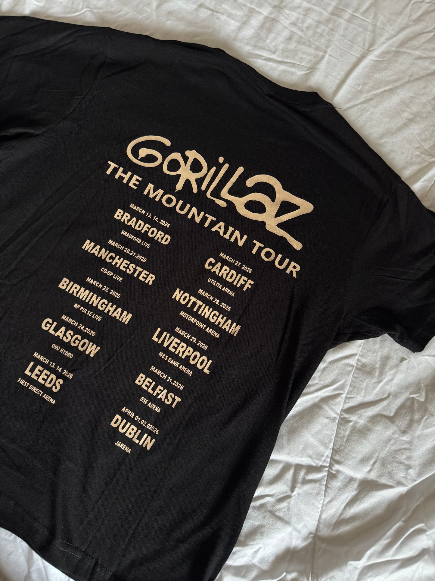 CAMISETA GORILLAZ MOUNTAIN TOUR