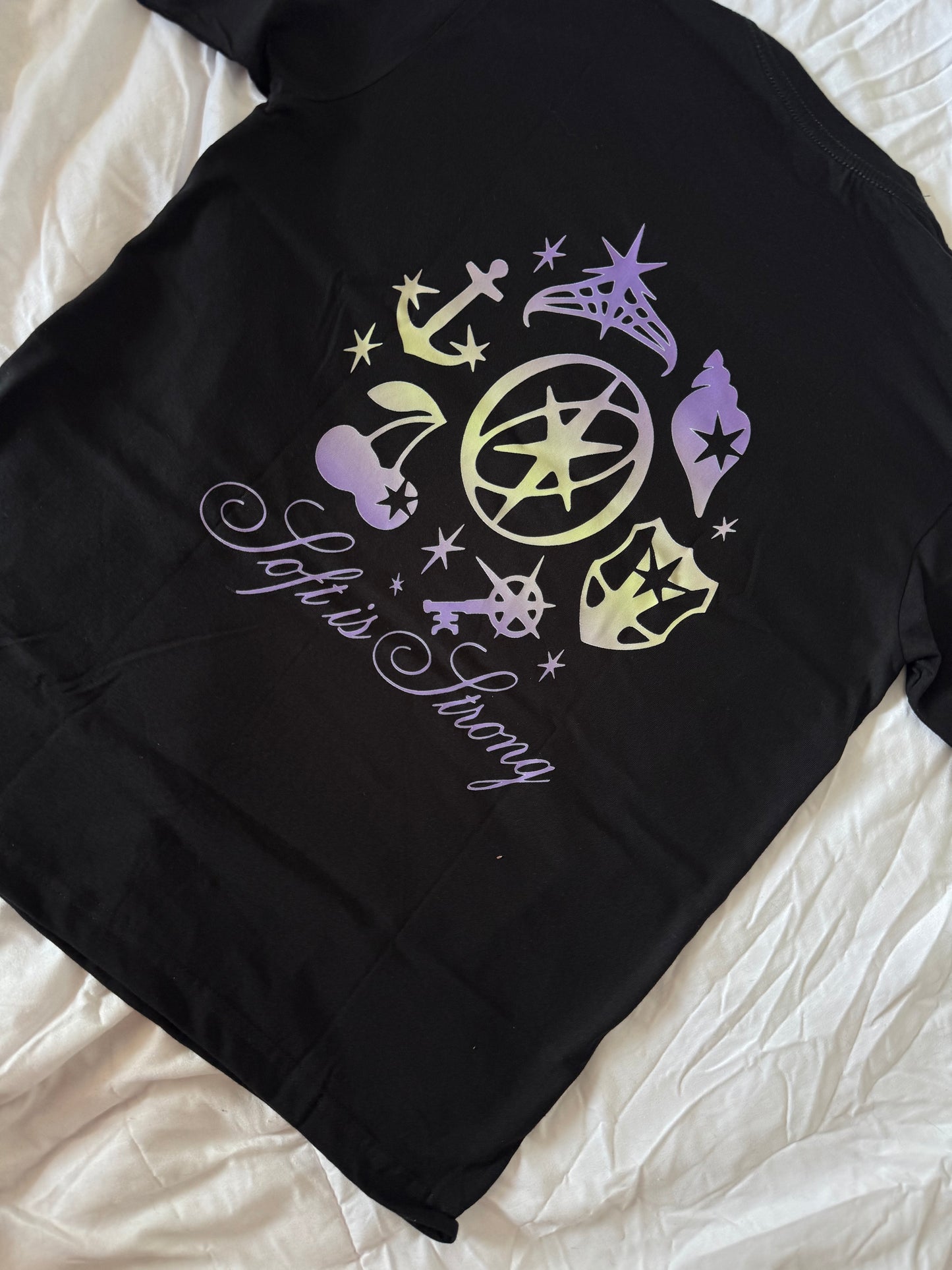 CAMISETA KATSEYE