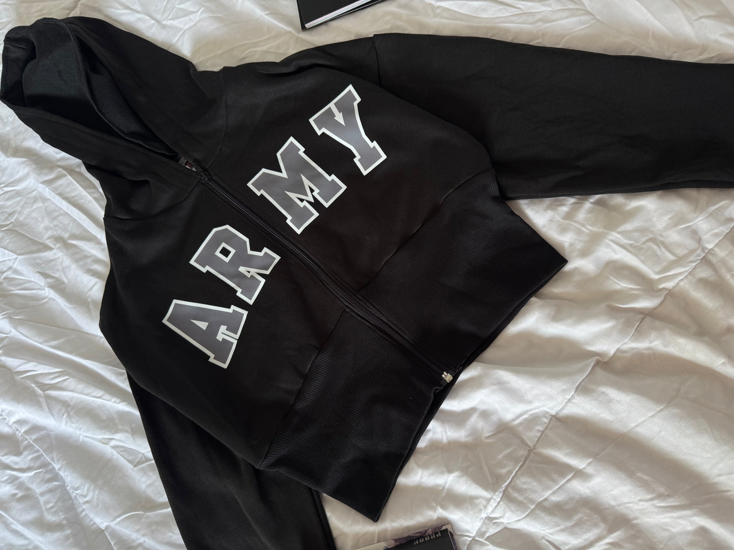 HOODIE ARMY