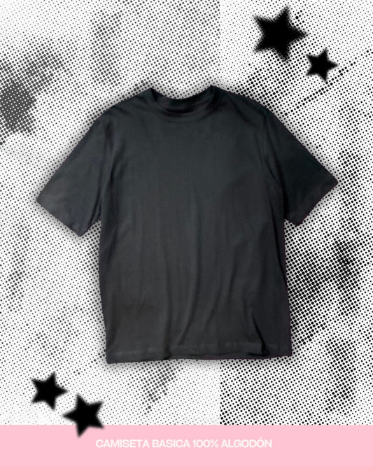 CAMISETA BÁSICA NEGRA