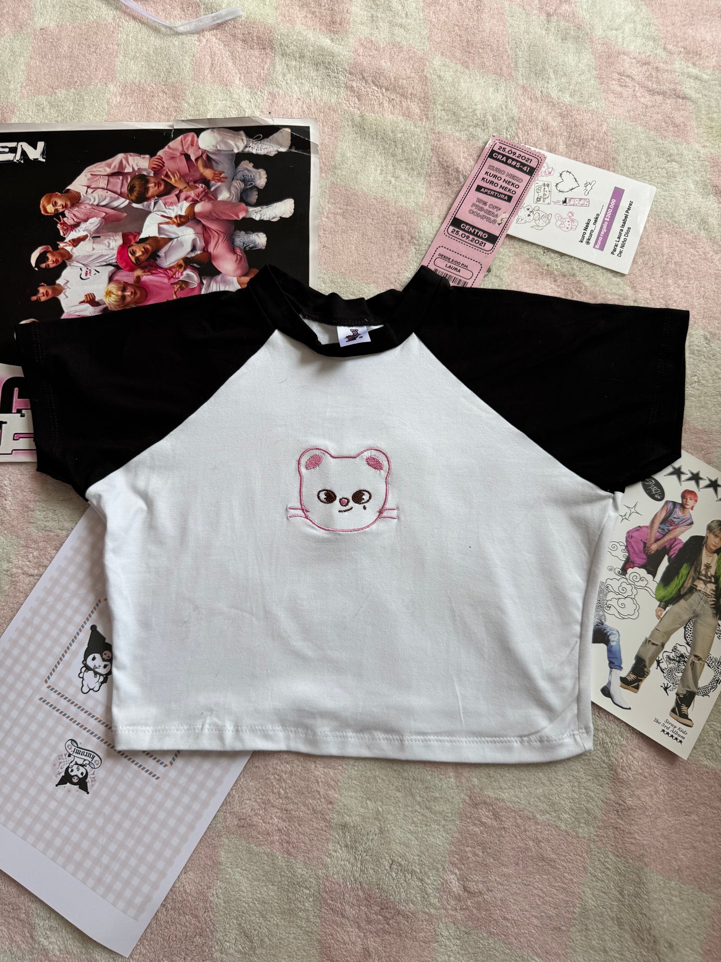 TOP JINIRET STRAY KIDS