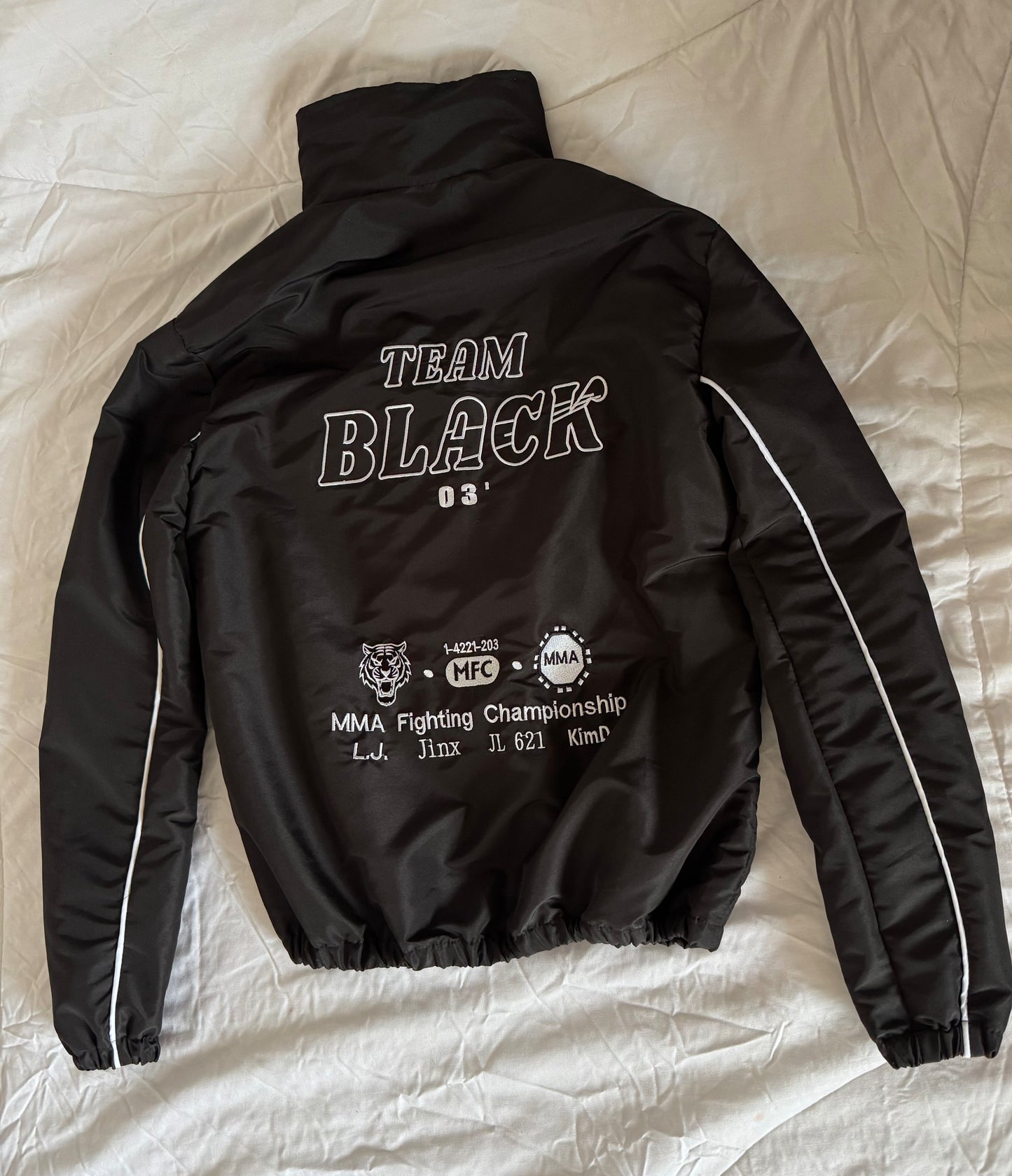 CHAQUETA TEAM BLACK JINX