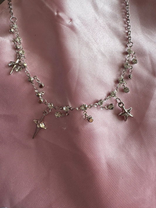 COLLAR ESTRELLA PLATEADO