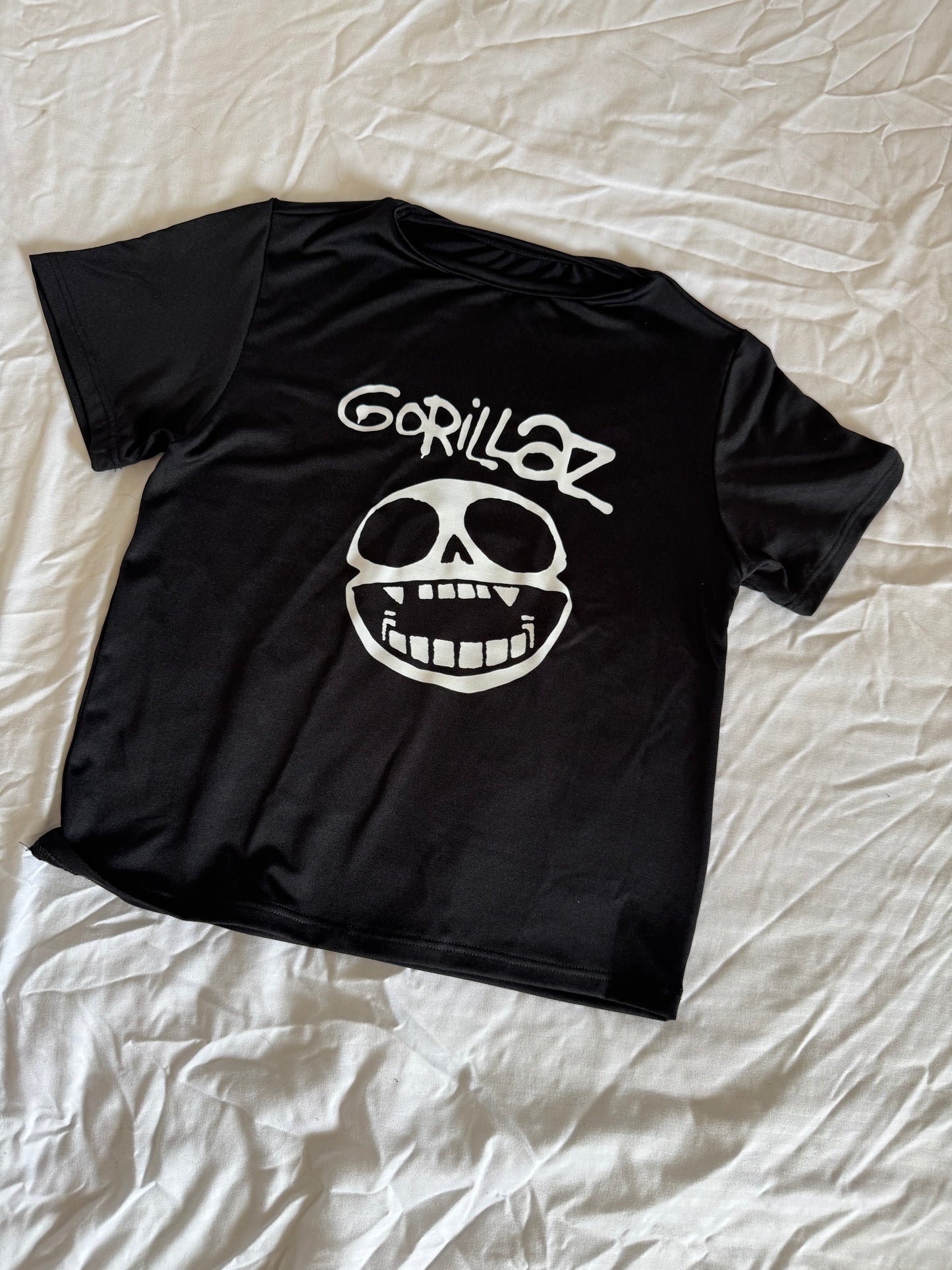 TOP GORILLAZ NEGRO