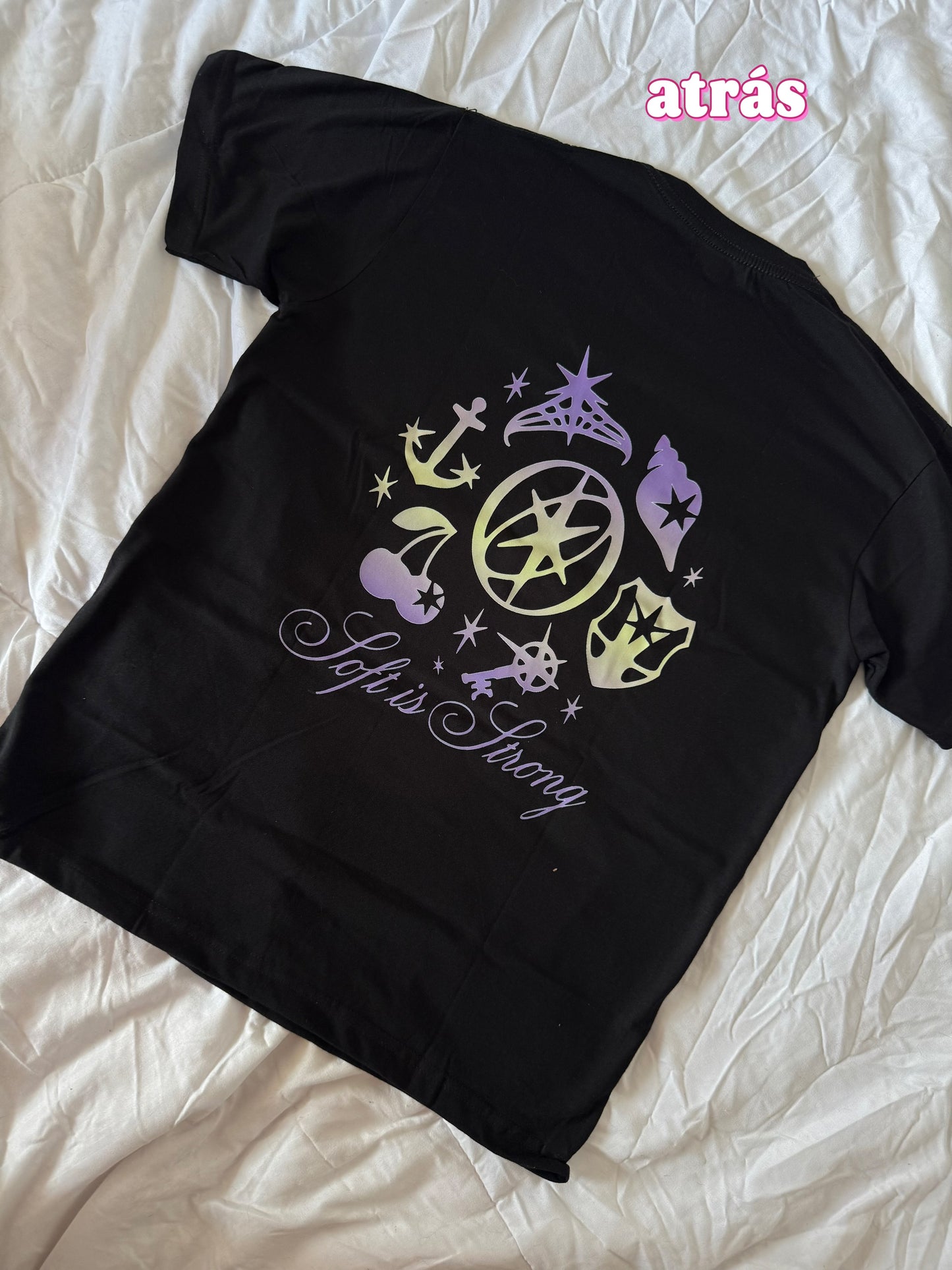 CAMISETA KATSEYE